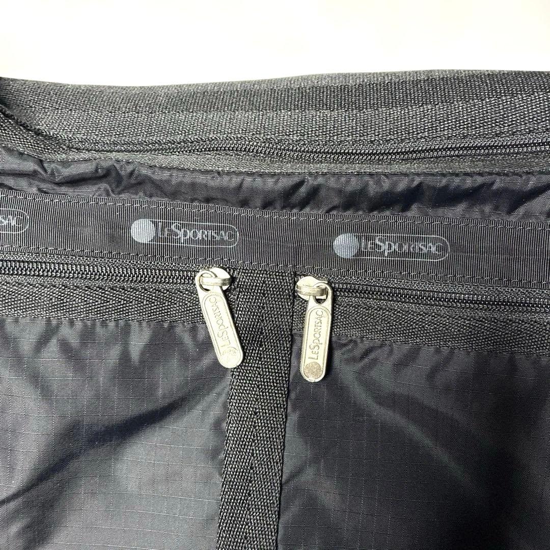 LeSportsac黒ショルダーバッグ　deluxe everyday bag