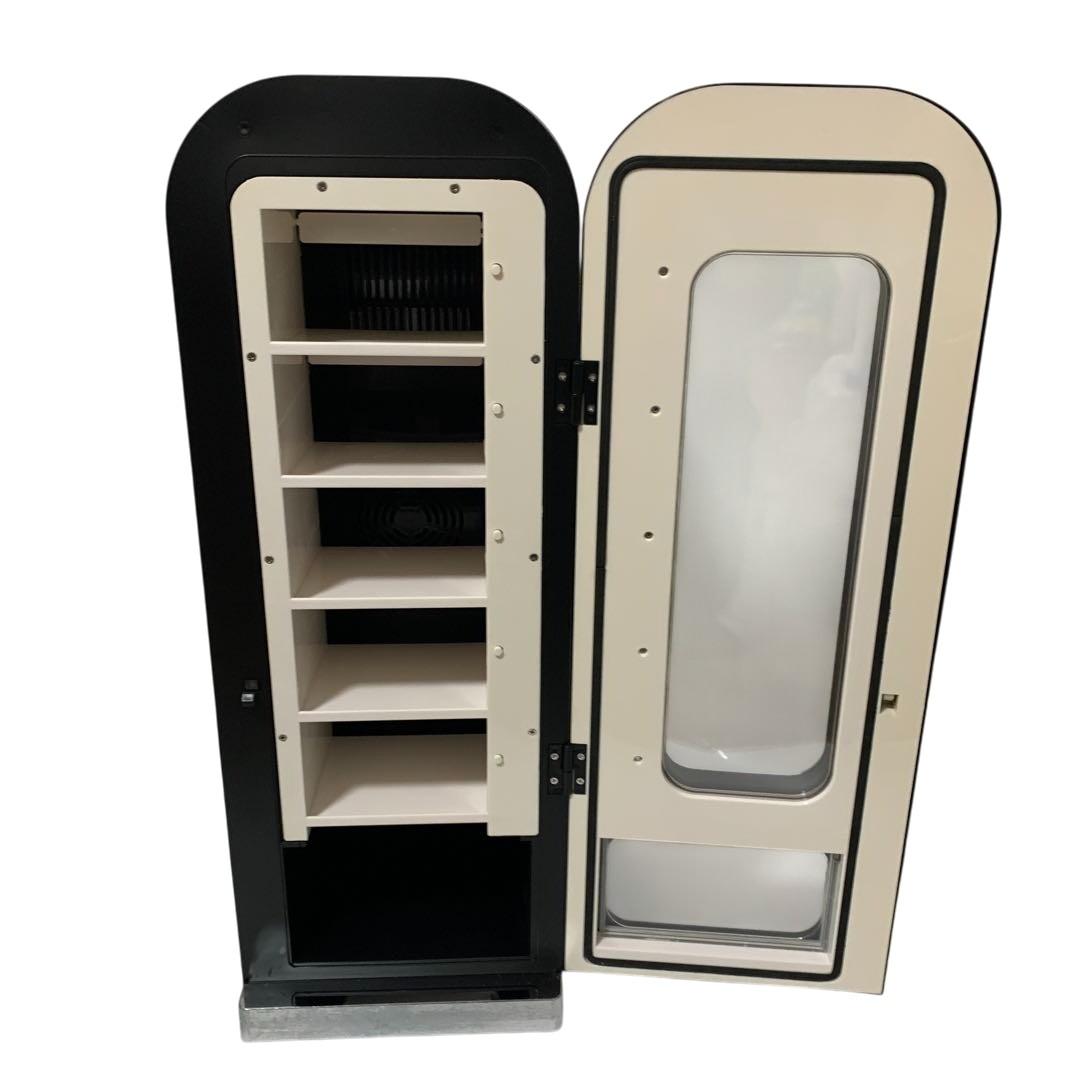 Almond Eye 17勝記念 THANKO 「俺の自販機」自販機型保冷庫