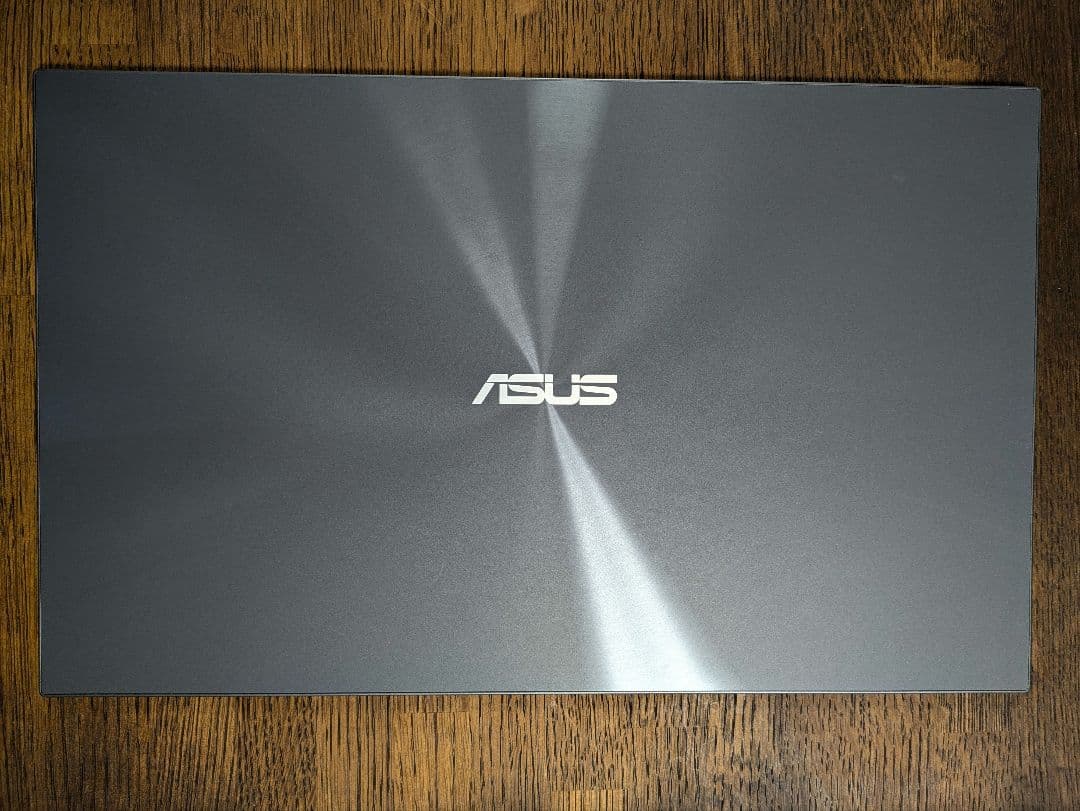 ASUS モバイルディスプレイ