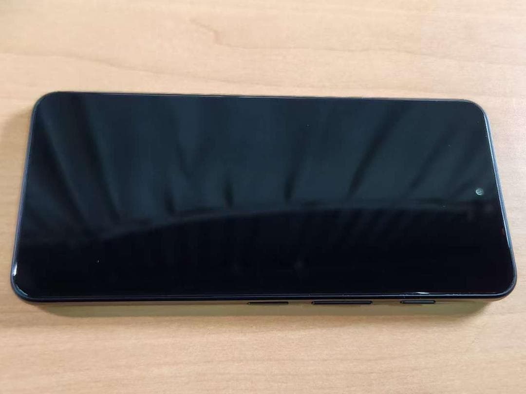 スマートフォン本体 021200G nubia S (5G) A403ZT 128GB