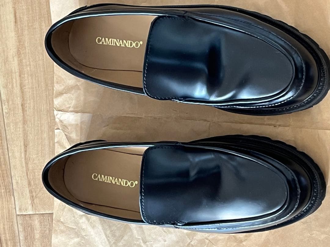 カレンソロジー /CAMINANDO プレーンローファー ブラック 38