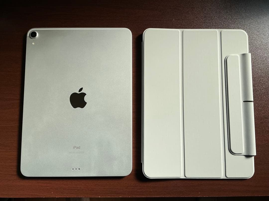 iPadpro（第一世代） 11インチ シルバー 64GB wifi ケース付