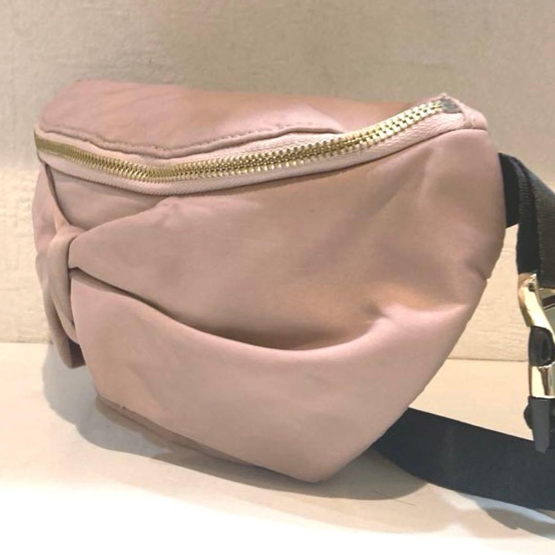 【美品】TOCCA 撥水　RIBBON KNOT BODY BAG ボディバッグ