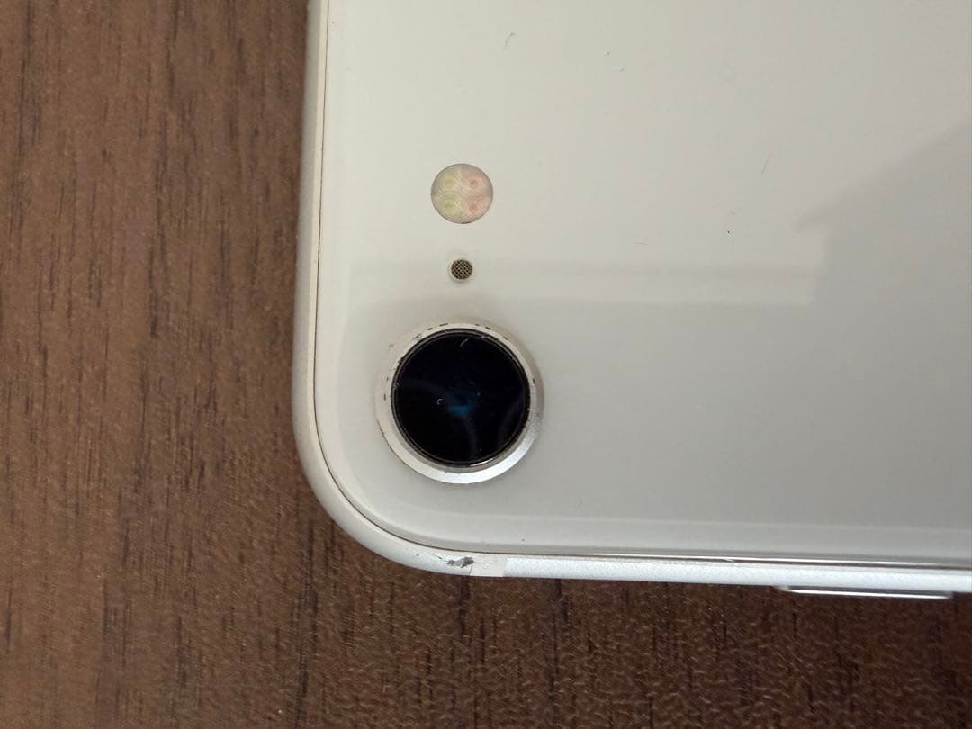 【ジャンク品】iPhoneSE 第2世代 64GB ホワイト 画面不良あり