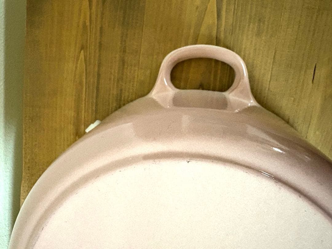 ル・クルーゼ　ココットロンド22cm限定色パウダーピンク