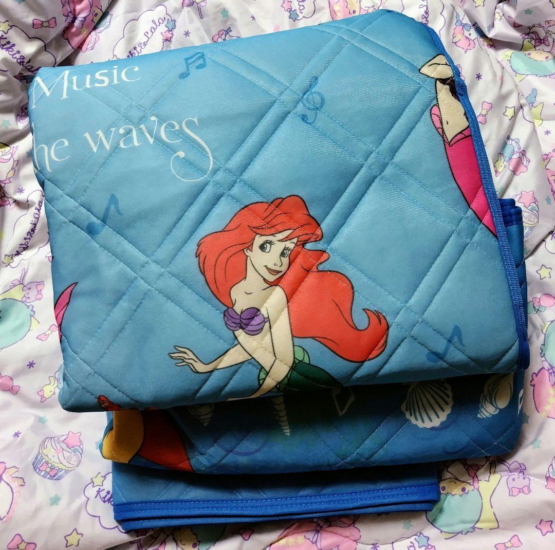 リトルマーメイド　アリエル　フランダー　セバスチャン　ラグ　マット　接触冷感