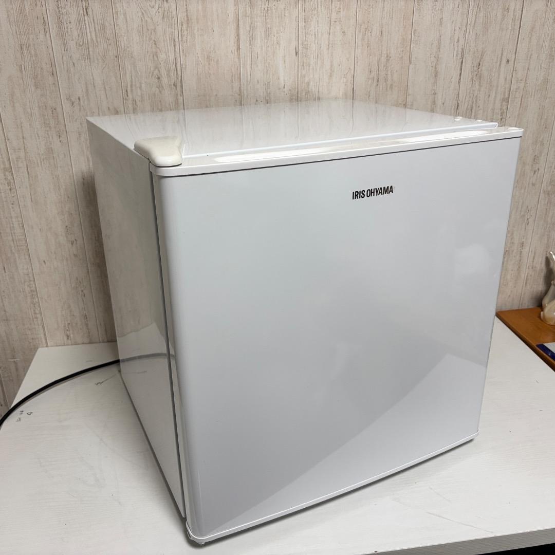 アイリスオーヤマ 1ドア冷蔵庫 42L コンパクト 2019年製 AF42L-W