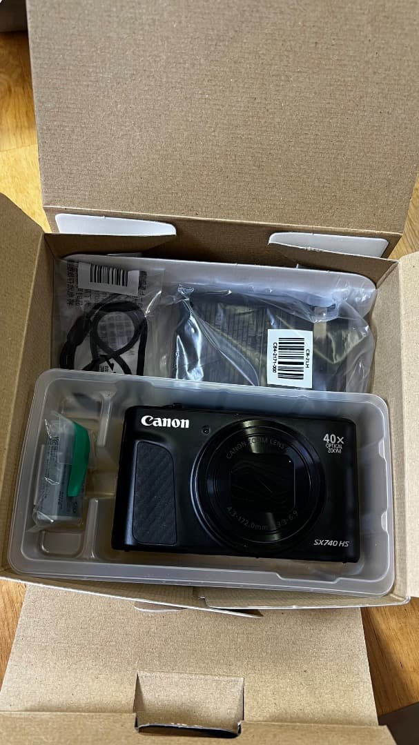 デジタルカメラ Canon SX740HS
