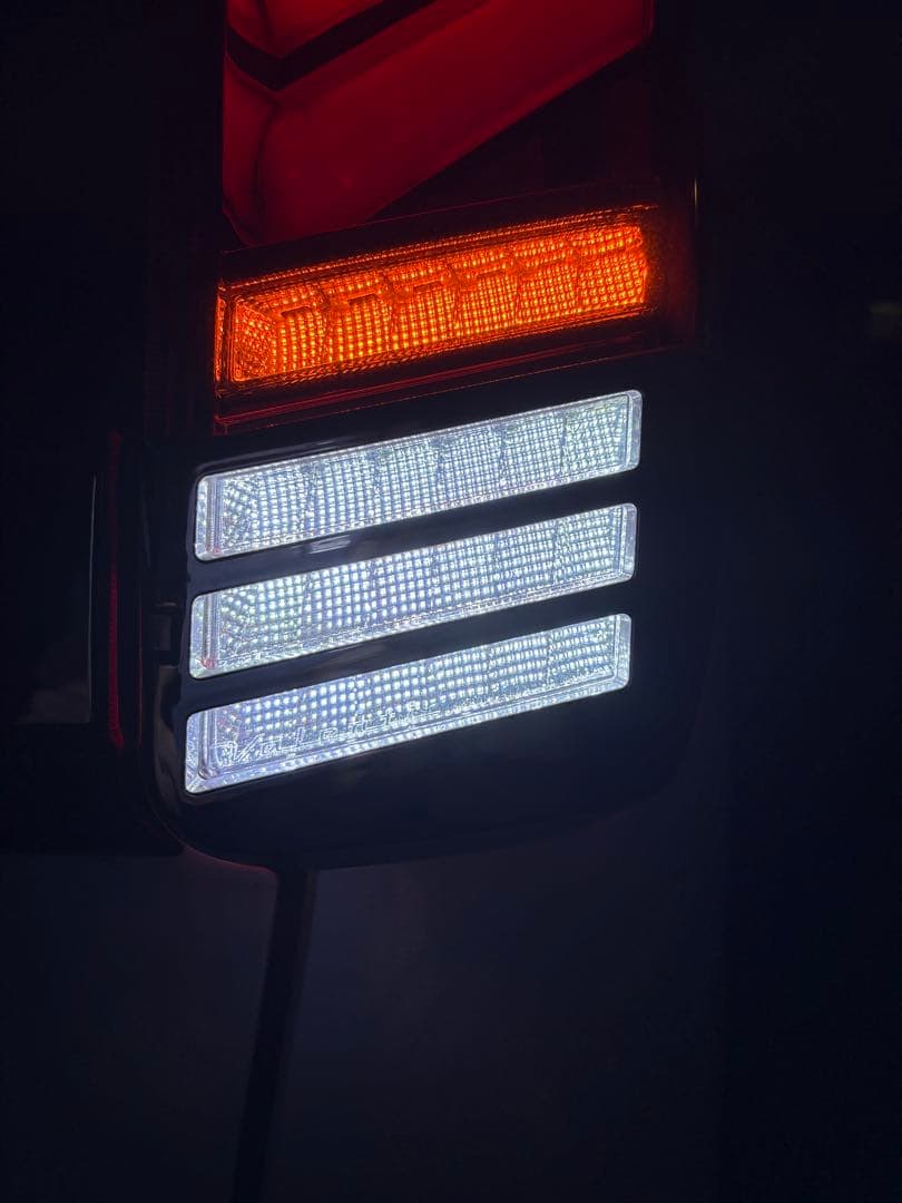 ヒロくん様、専用　ヴァレンティテールランプ・ノア、ヴォクシー80 系