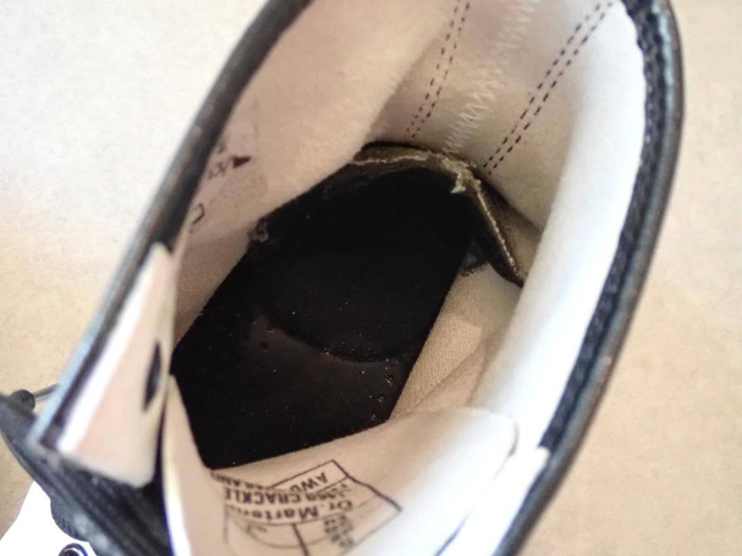 Dr. Martens ホワイト ブラック ワークブーツ 8ホール 24㎝