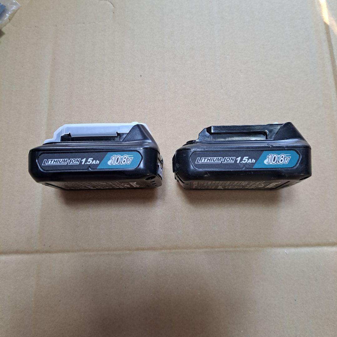 マキタ充電式クリーナー(ハンディ掃除機)CL107FD充電器バッテリー2個セット