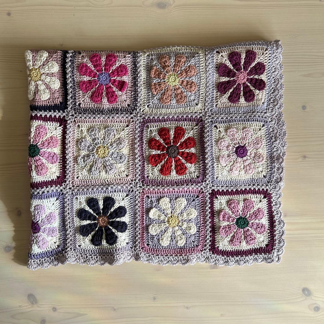 デイジーモチーフ 手編み ブラケット マルチカバー モーブカラー コットン毛糸