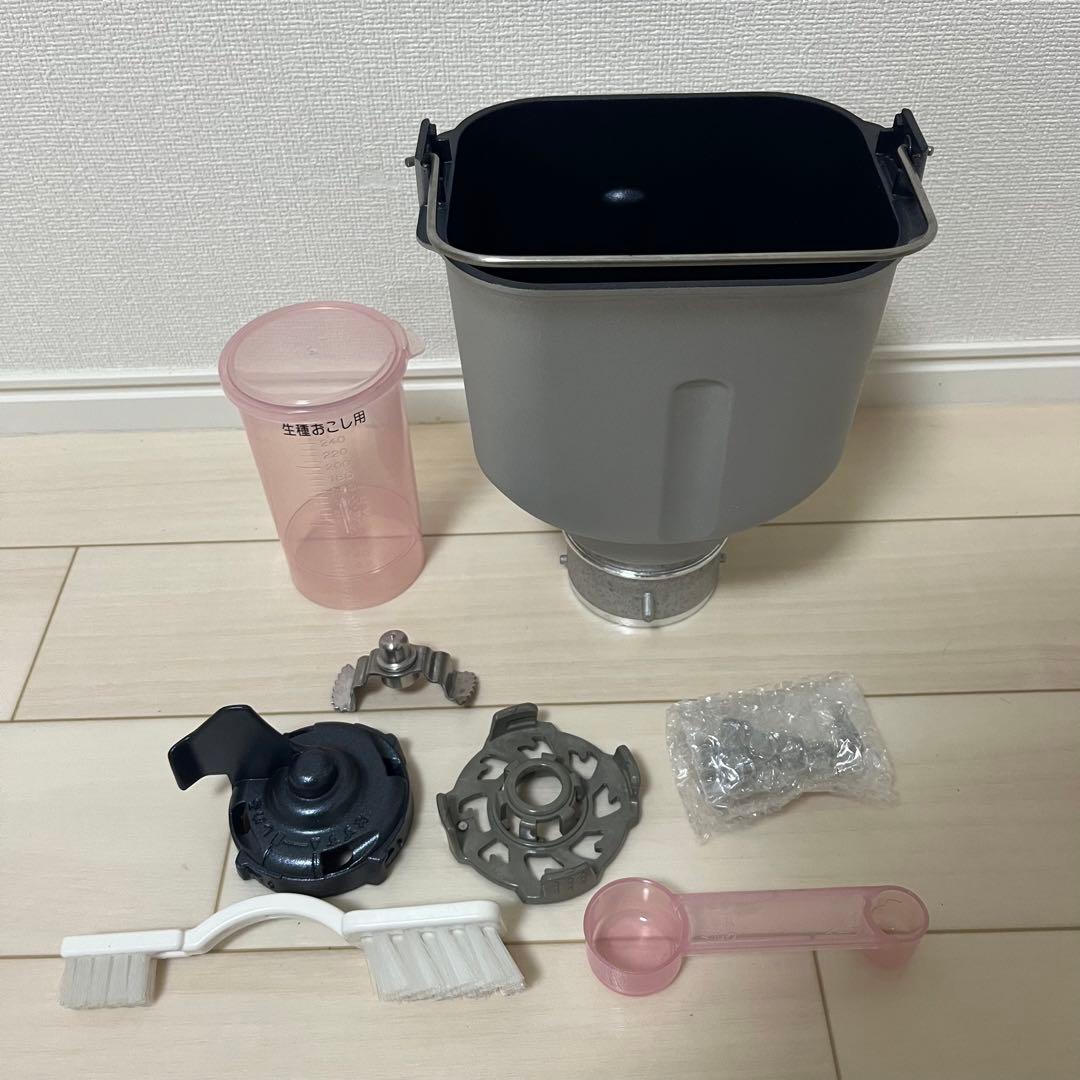 Panasonic SD-RBM1001-W ホームベーカリー　2017年製