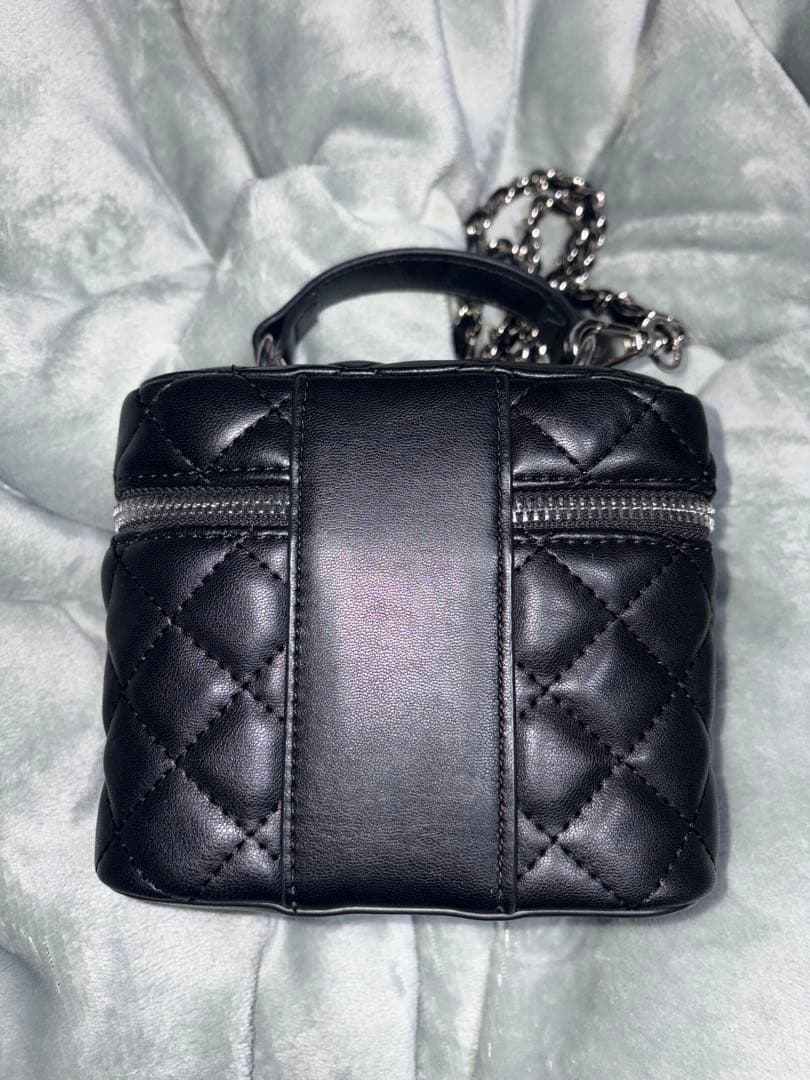 Darich キルティングスクエアミニバッグ シルバーパーツ