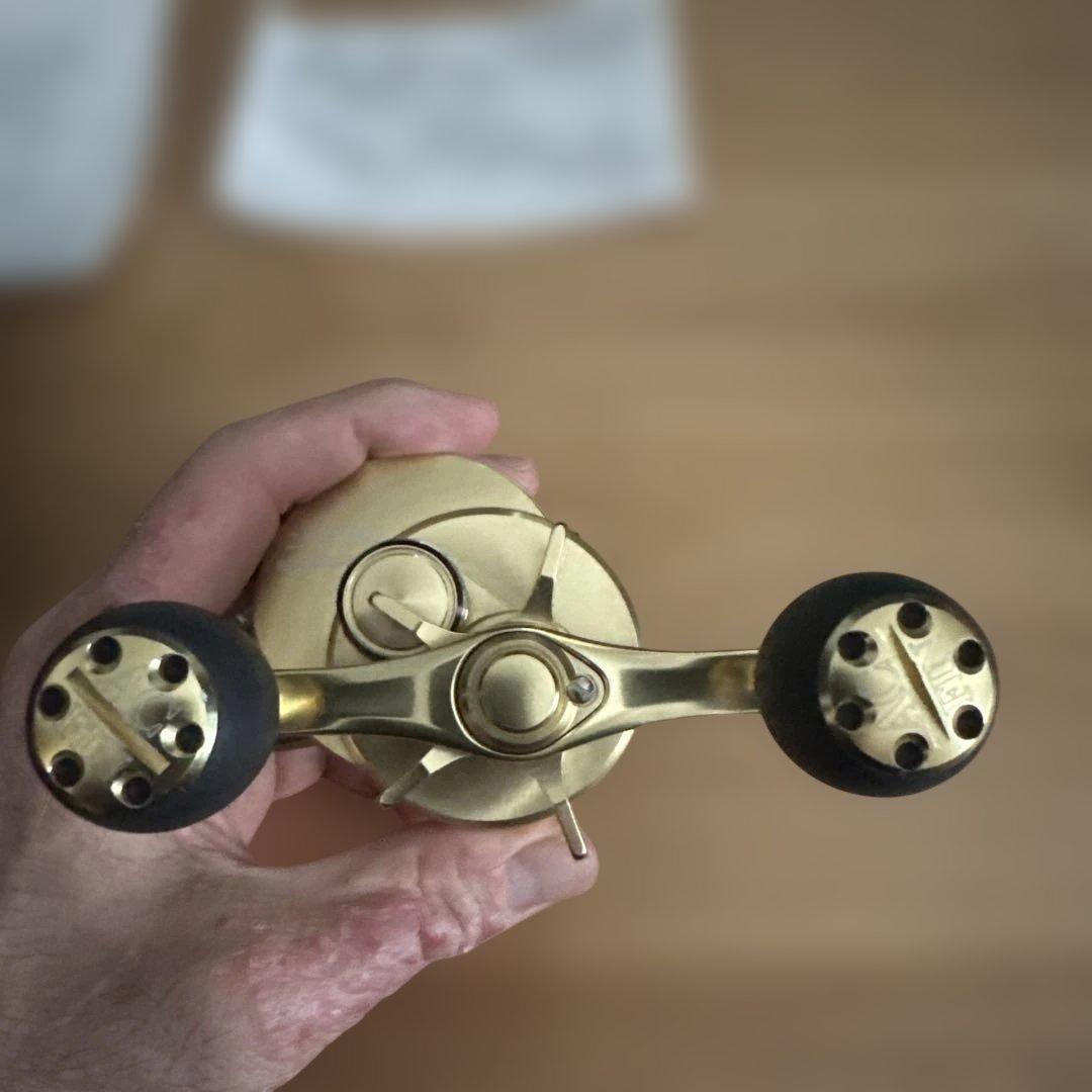 リール SHIMANO 15CALCUTTA CONQUEST 200HG