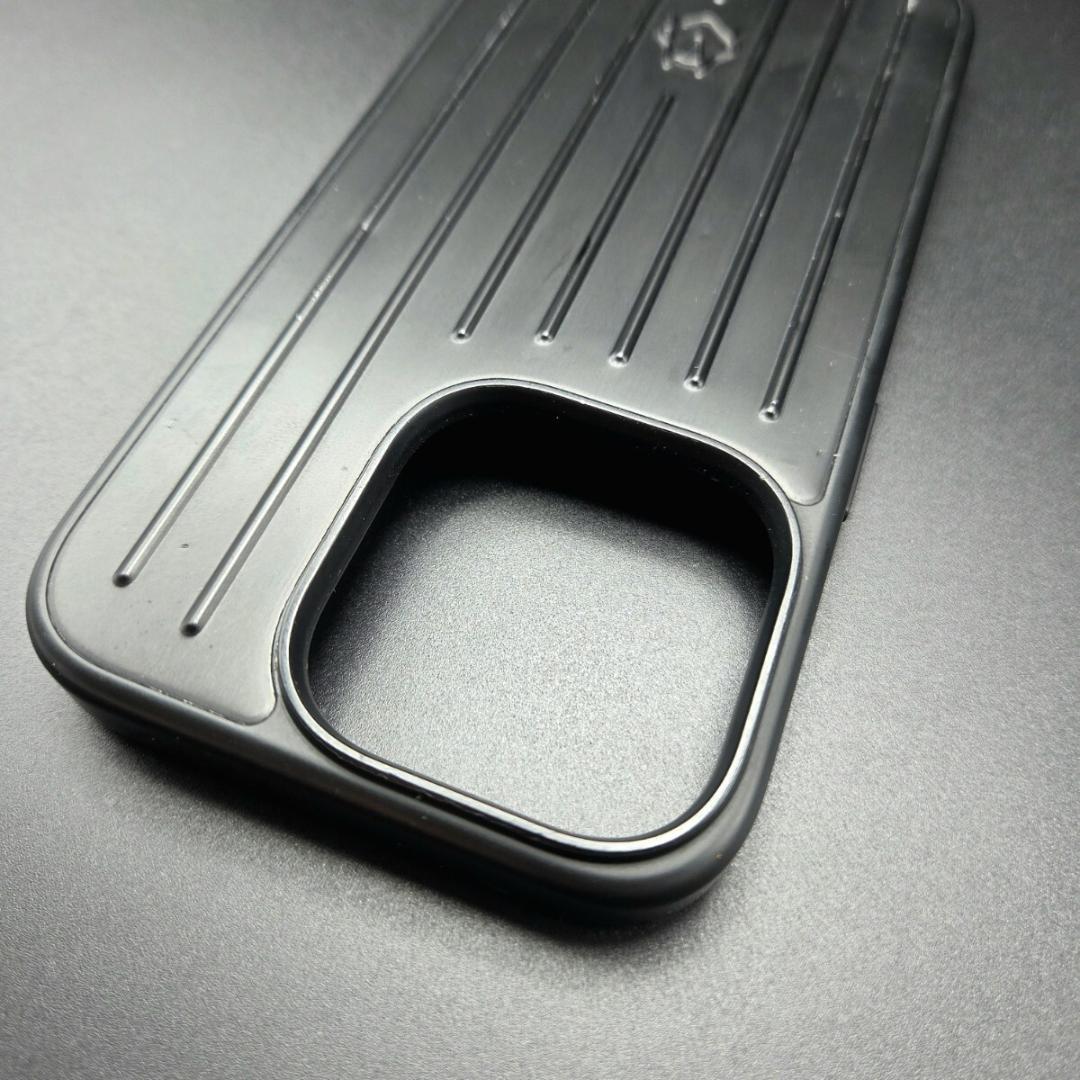 希少 リモワ iPhone 15pro スマホケース ブラック ハードケース