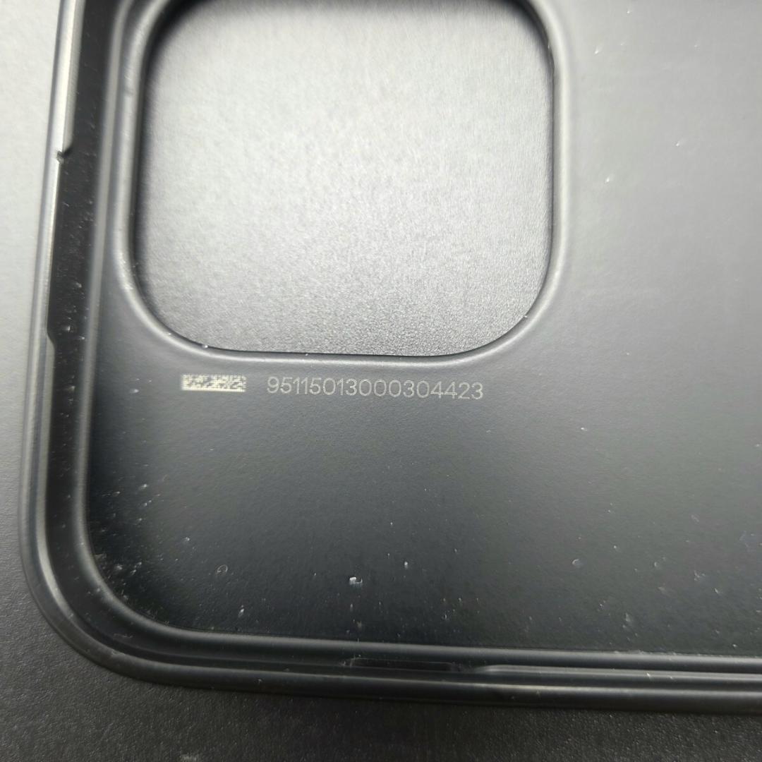 希少 リモワ iPhone 15pro スマホケース ブラック ハードケース