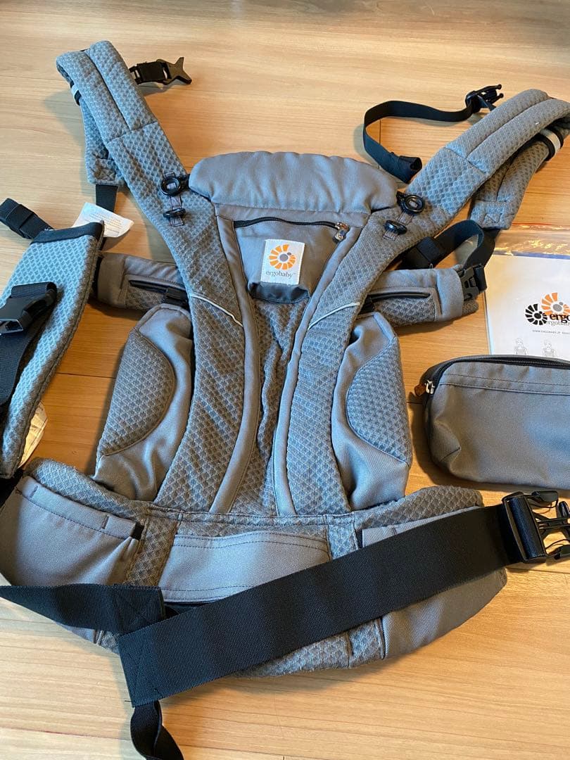 エルゴベビー　オムニブリーズ　ベビーキャリア　抱っこひも