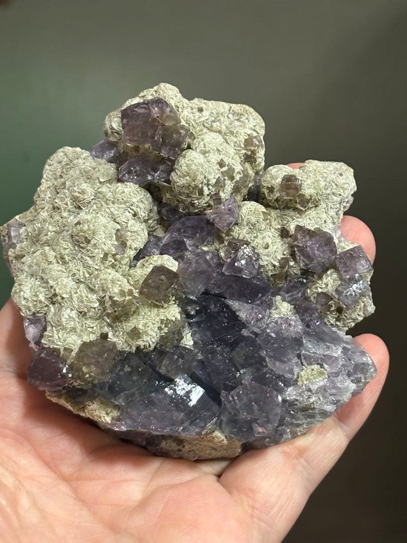 レア　ナイジェリア産フローライト、デザートローズ共生　強蛍光　240g 天然石