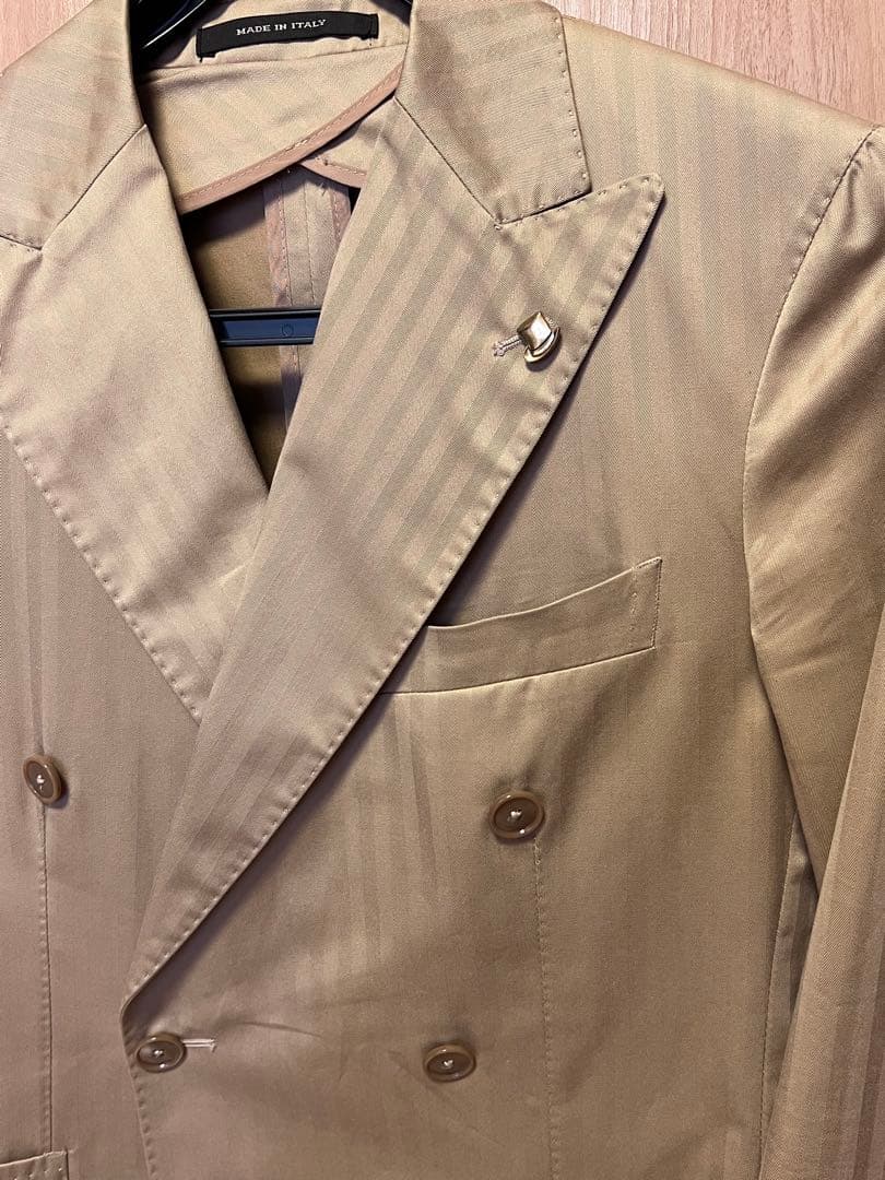 スーツ　TAGLIATORE