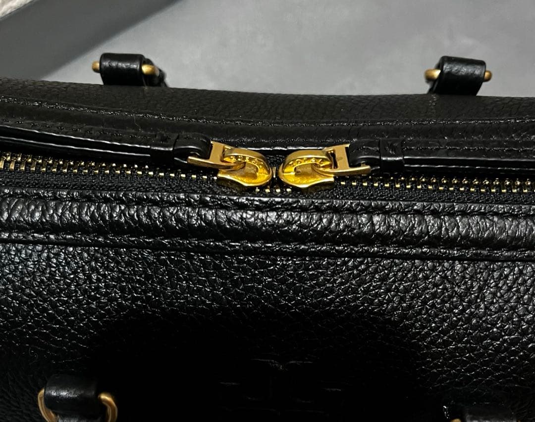 【最終お値下げ】トリーバーチ　ミニボストンバッグ　サッチェル　レザー　ブラック