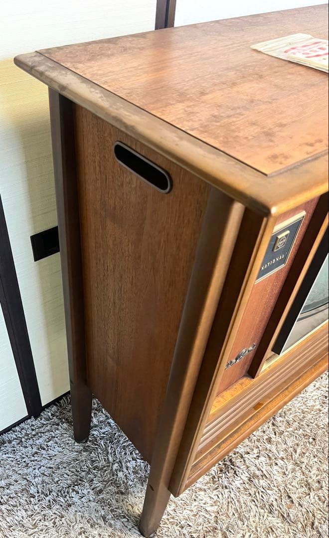 [送料無料　希少品] ナショナル　高級家具テレビ　TC-96W