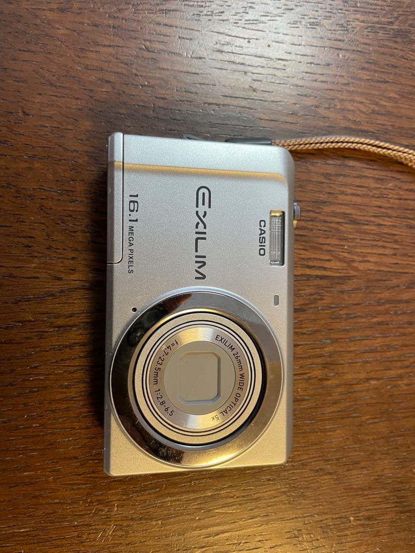 CASIO EXILIM EX-ZS6 コンパクトデジタルカメラ　充電ケーブル付