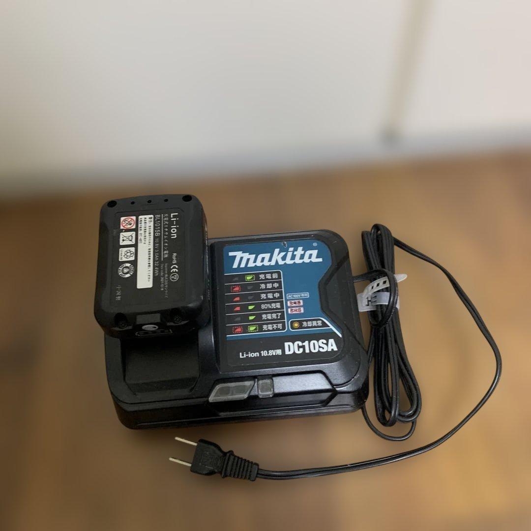 Makita スティッククリーナー本体 10.8v サイクロンアタッチメント付き