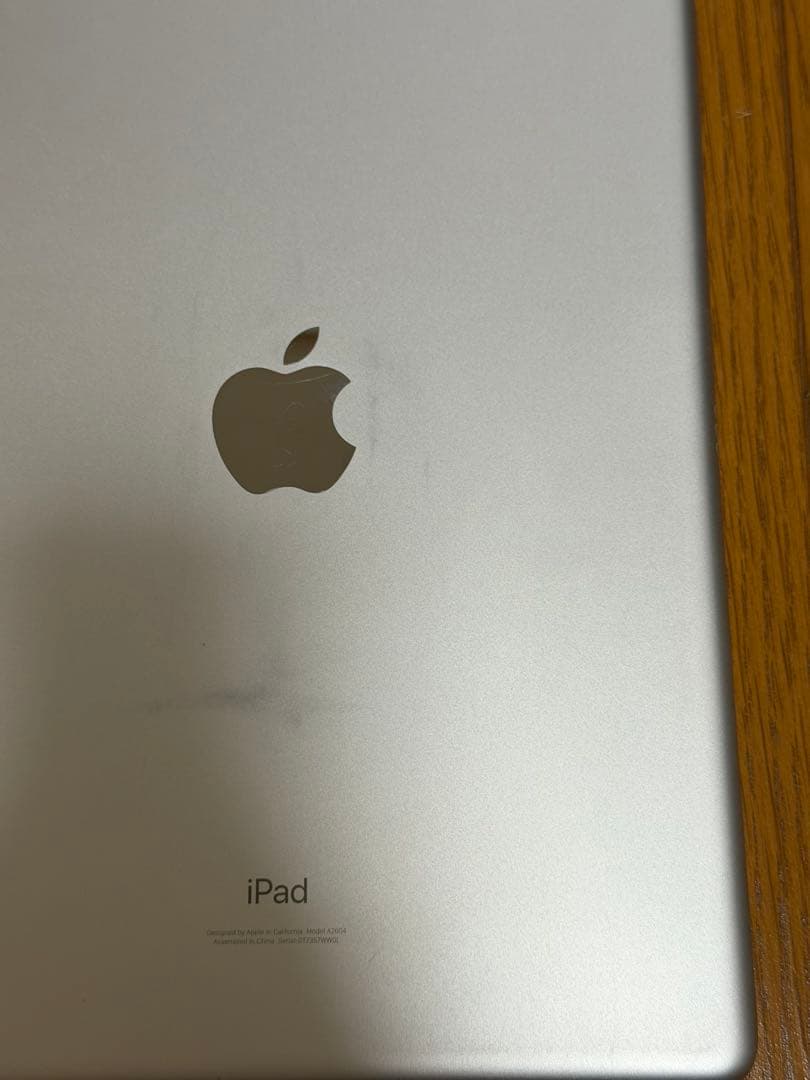 Apple iPad シルバー本体 ジャンク品