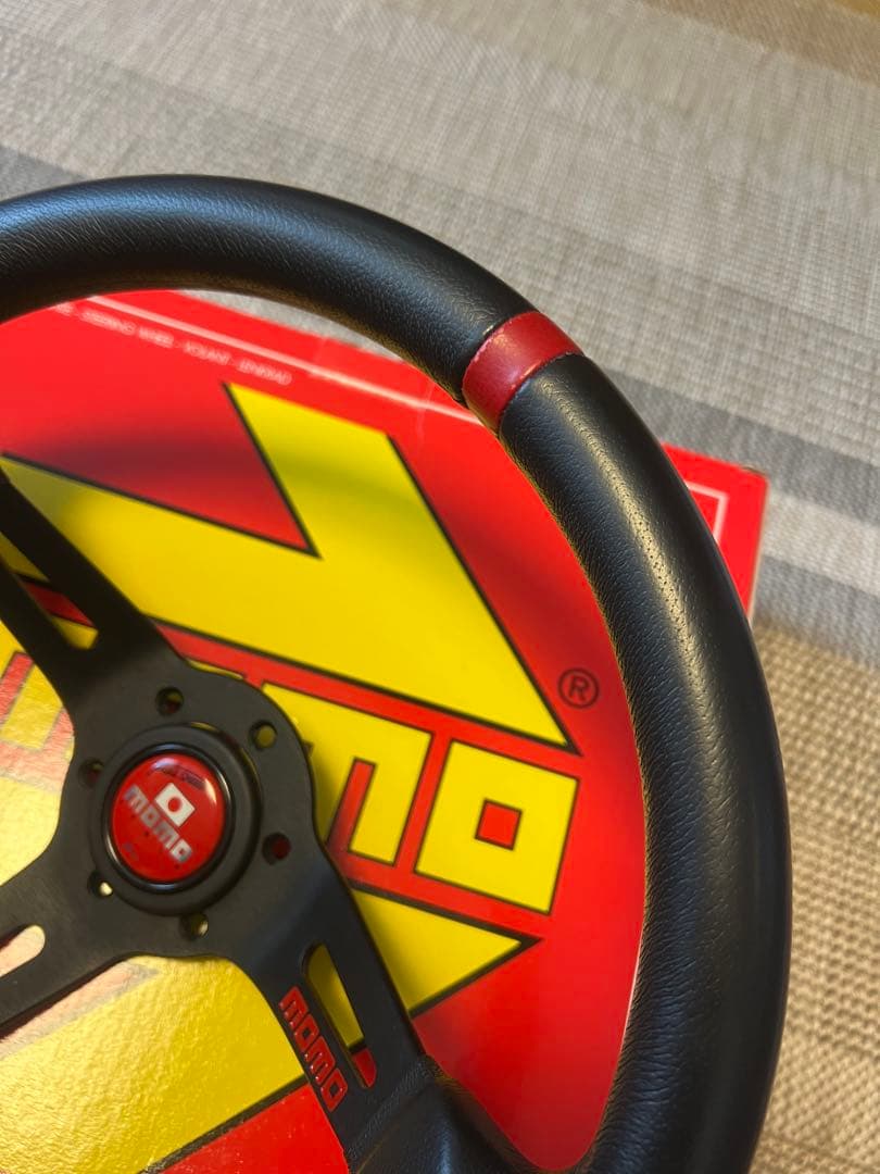 momo ステアリング FULL SPEED RED 35π(34.8ミリ)