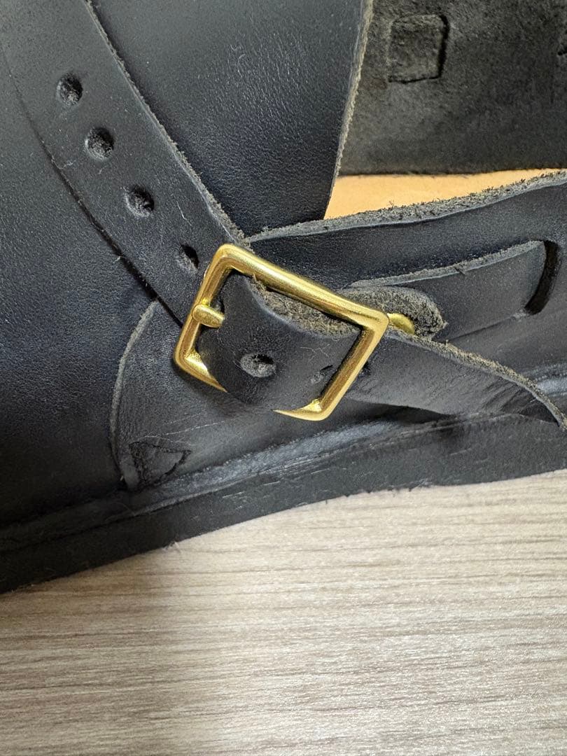 【値下げ済】aurora shoes 黒 レザー ストラップシューズ