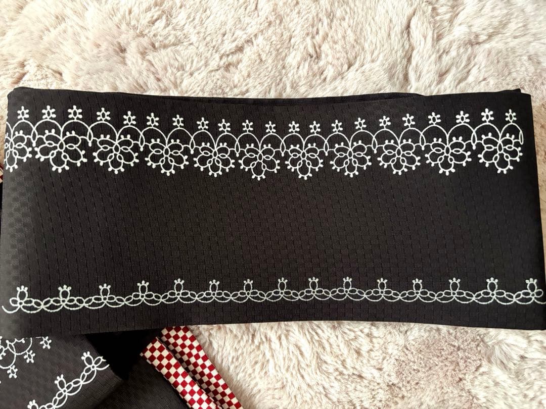 ワイヤーレース柄の名古屋帯　リボン