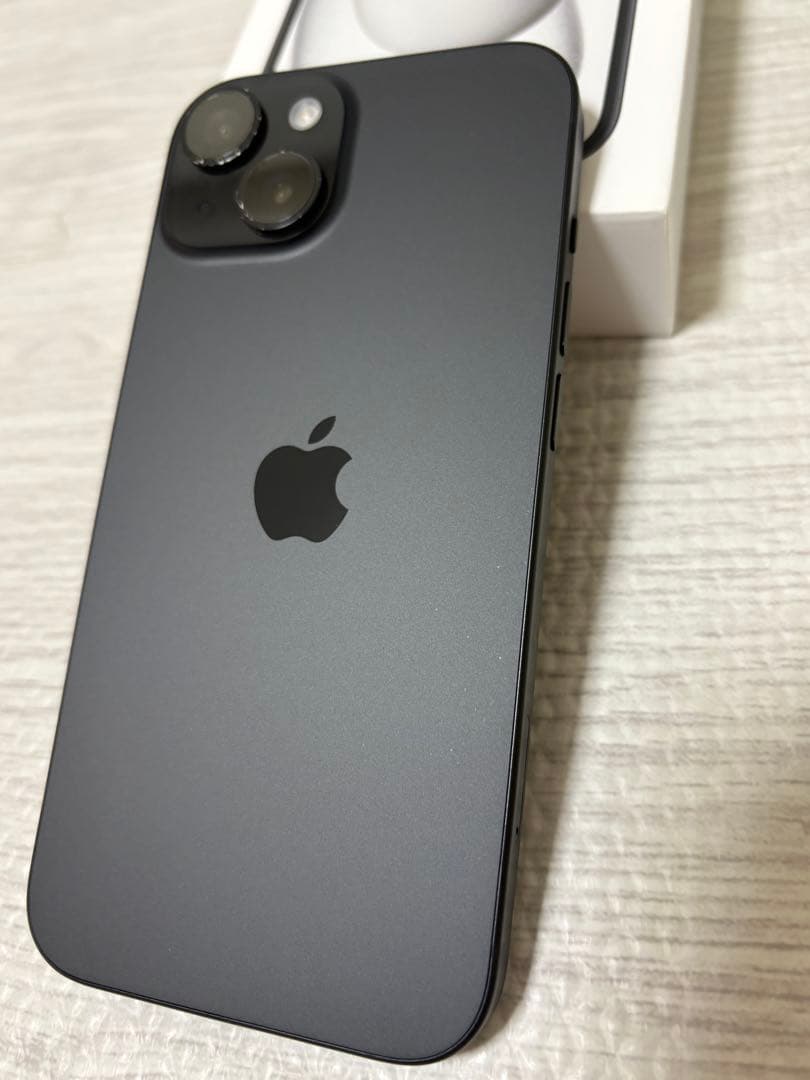 Apple iPhone 15 256GB simフリー　ブラック
