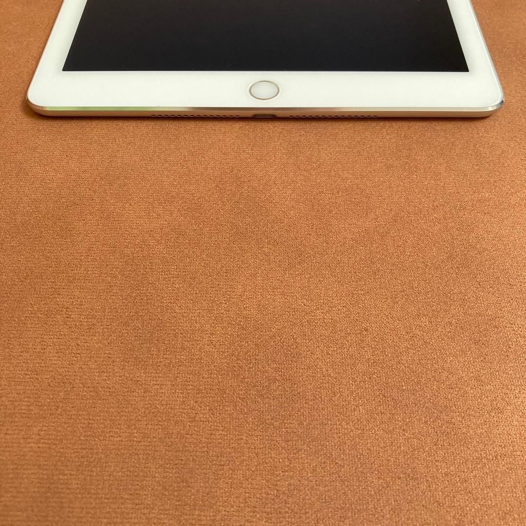 9980 電池最良好 比較的美品 iPad Air2 第2世代 16GB au