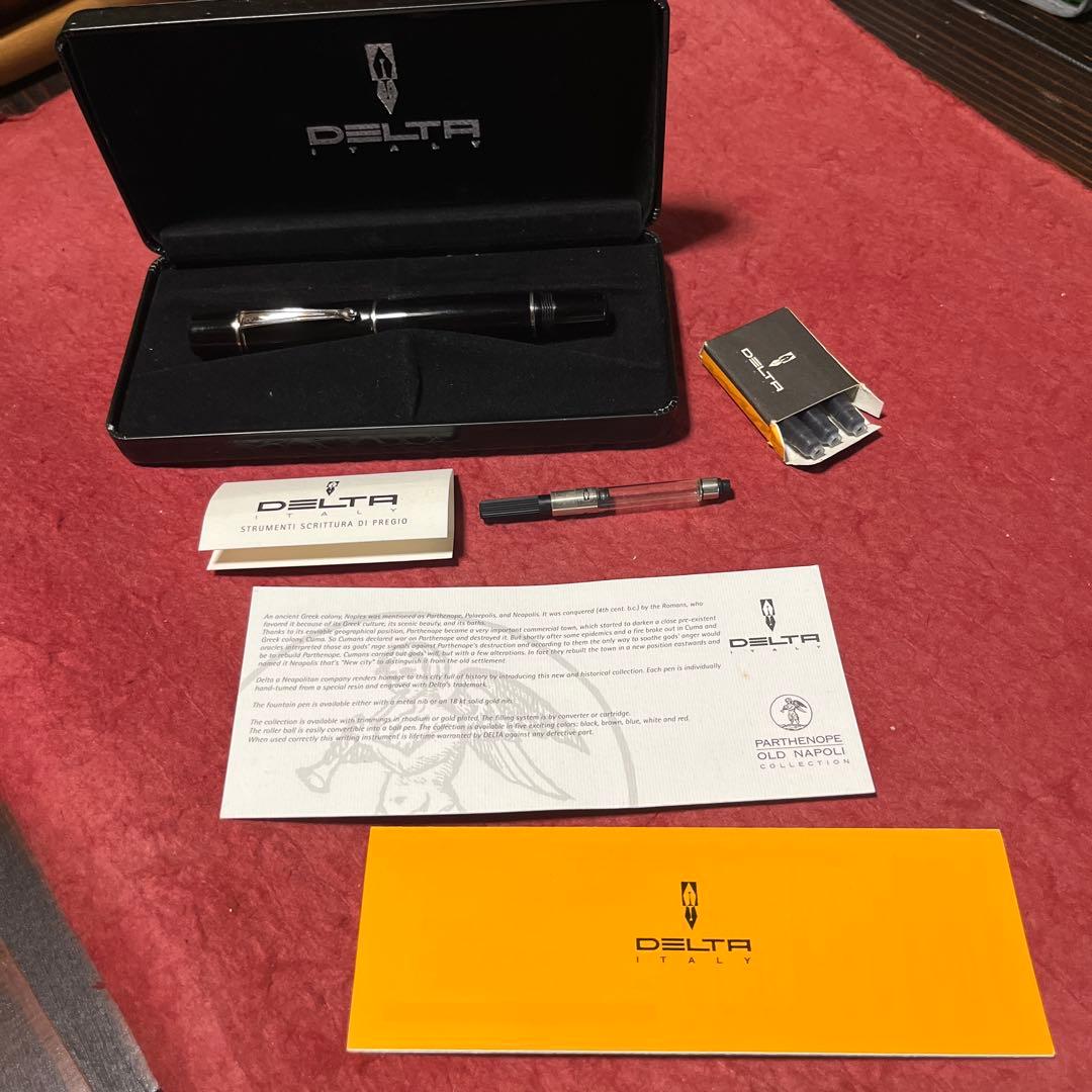 デルタ万年筆18金　ハードケース　カートリッジ3本