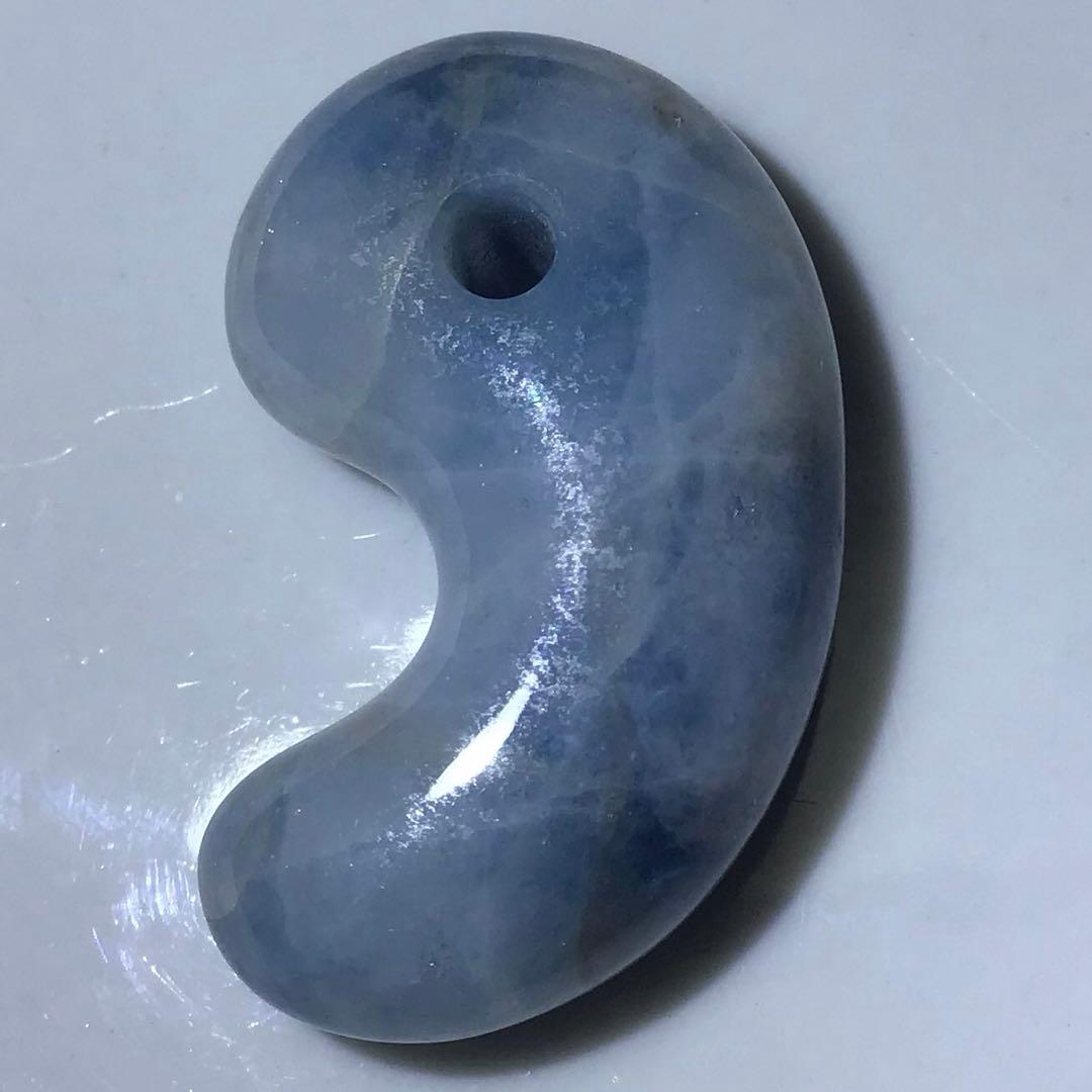 コン沢翡翠　勾玉（35）