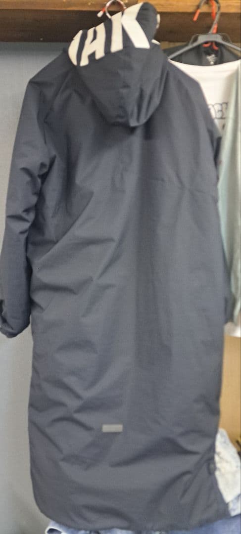 ベンチコート オークリー