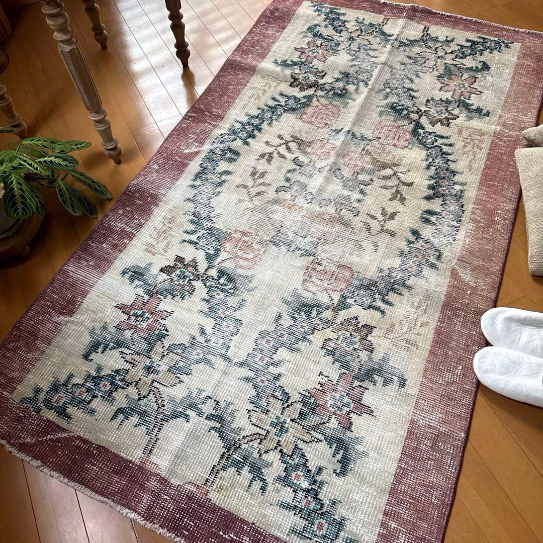 93×170擦れ　アンティークリースボタニカル　花柄　トルコヴィンテージラグ