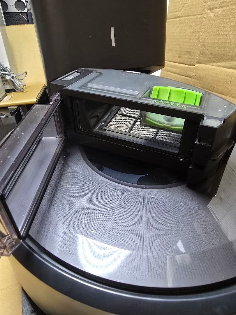 iRobot Roomba i7　ロボット掃除機