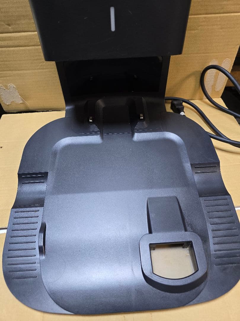 iRobot Roomba i7　ロボット掃除機