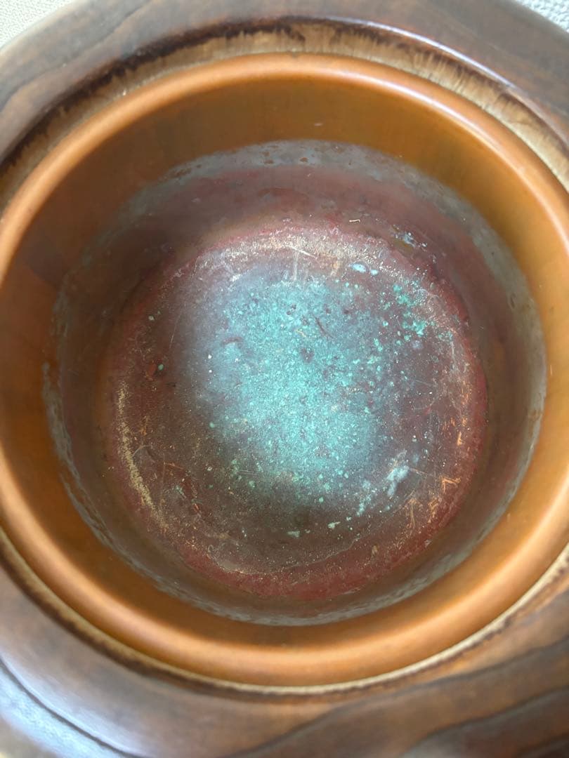 獅子耳地紋桐くりぬき蒔絵火鉢 五徳付き