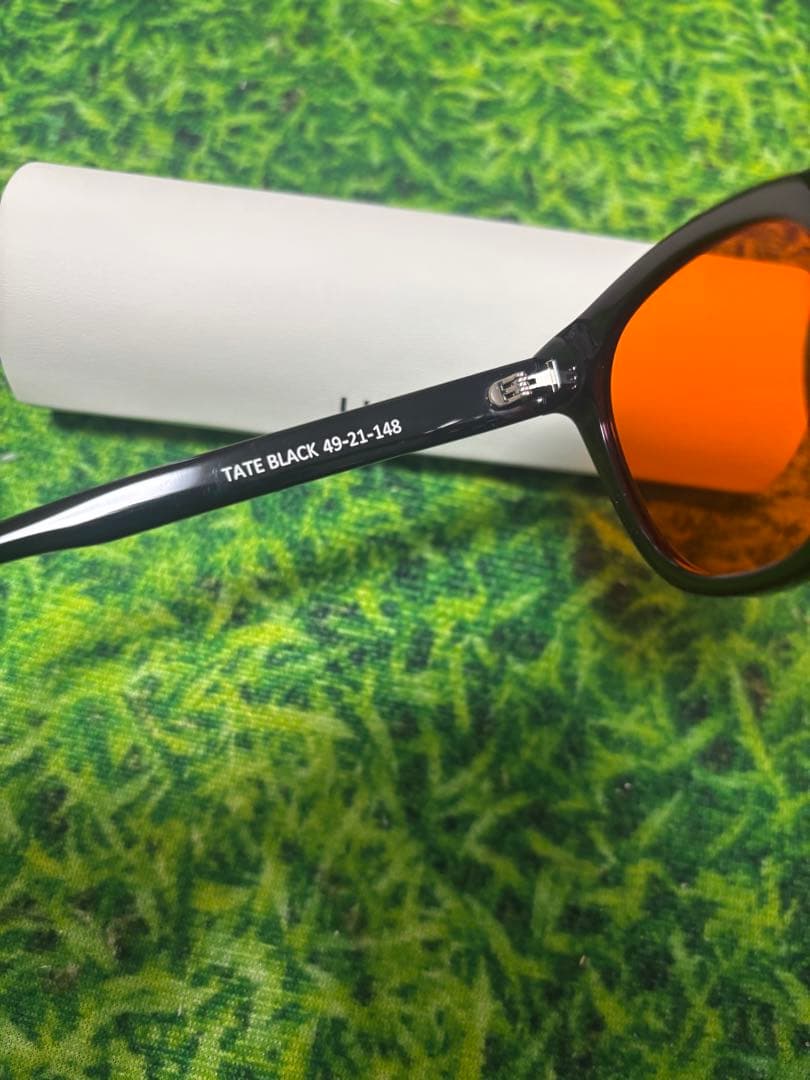 LUCIER ルシエール　ナイトレンズ（箱付き）