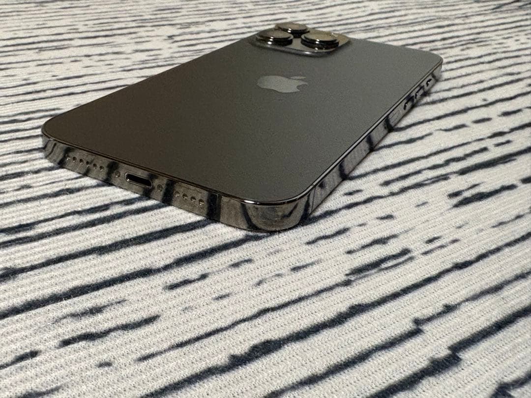 iPhone 13 Pro Max 256GB グラファイト　simフリー