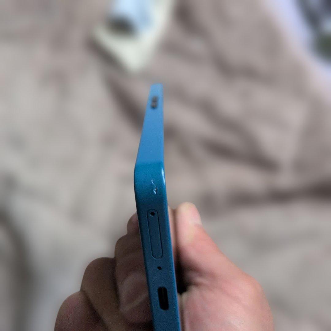 Nothing Phone (3a) 青 透明デザイン