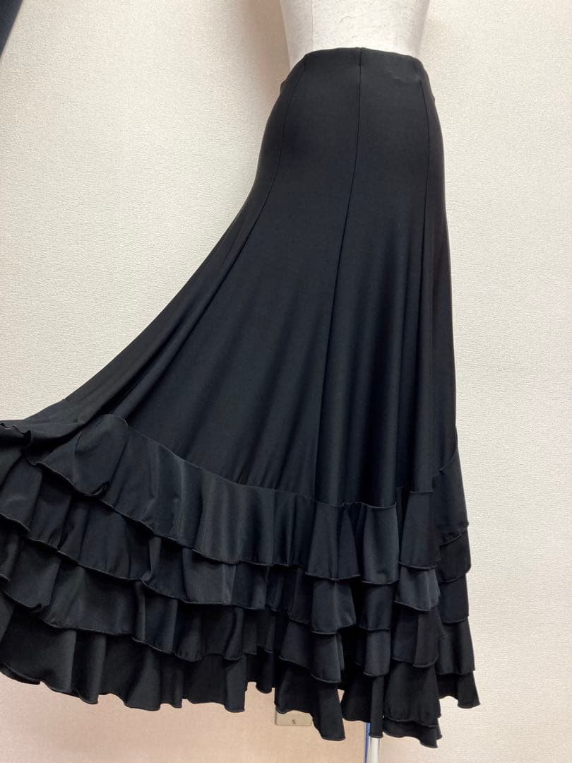フラメンコ用フリル黒ロングスカート