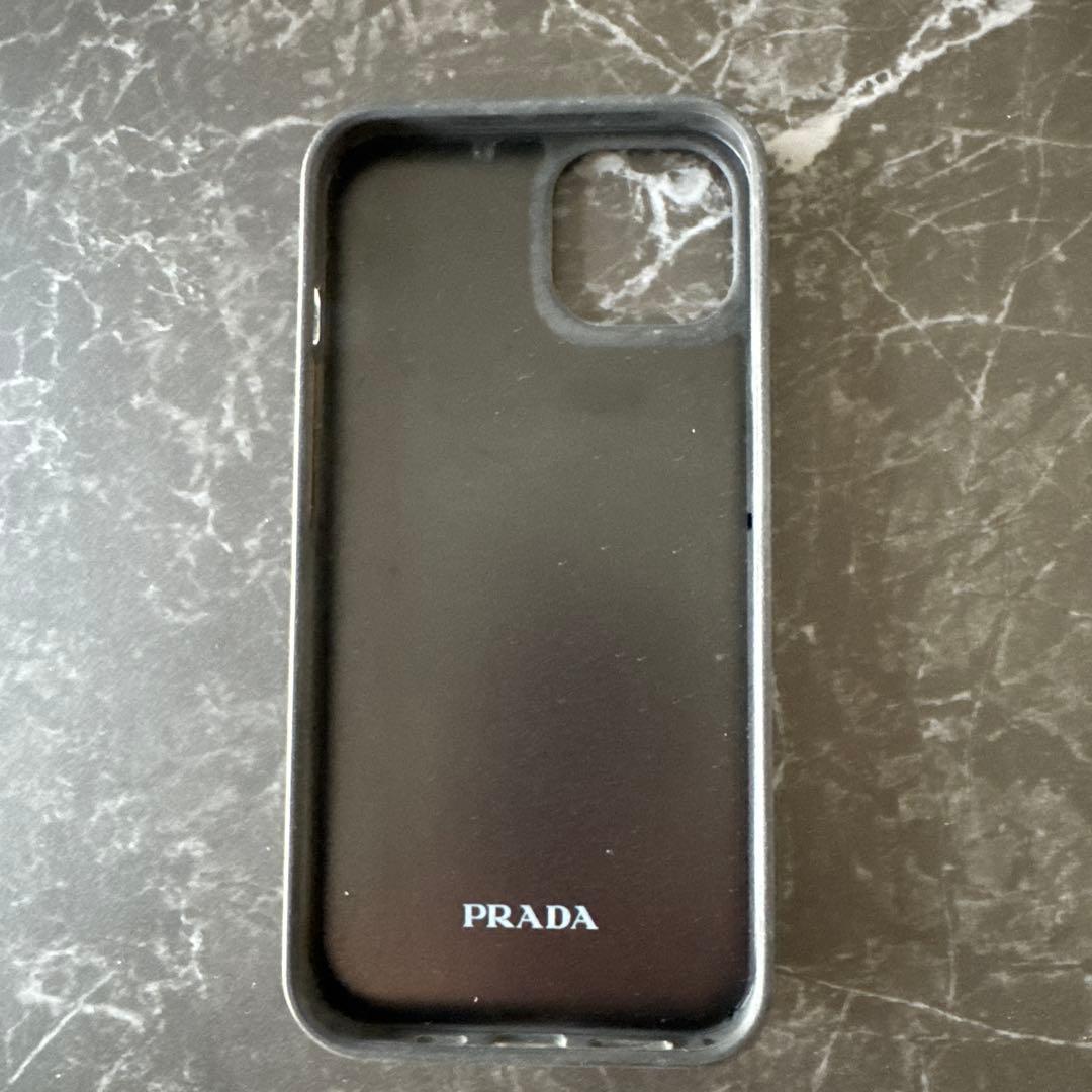 PRADA グリーン レザーiPhone13用ケース