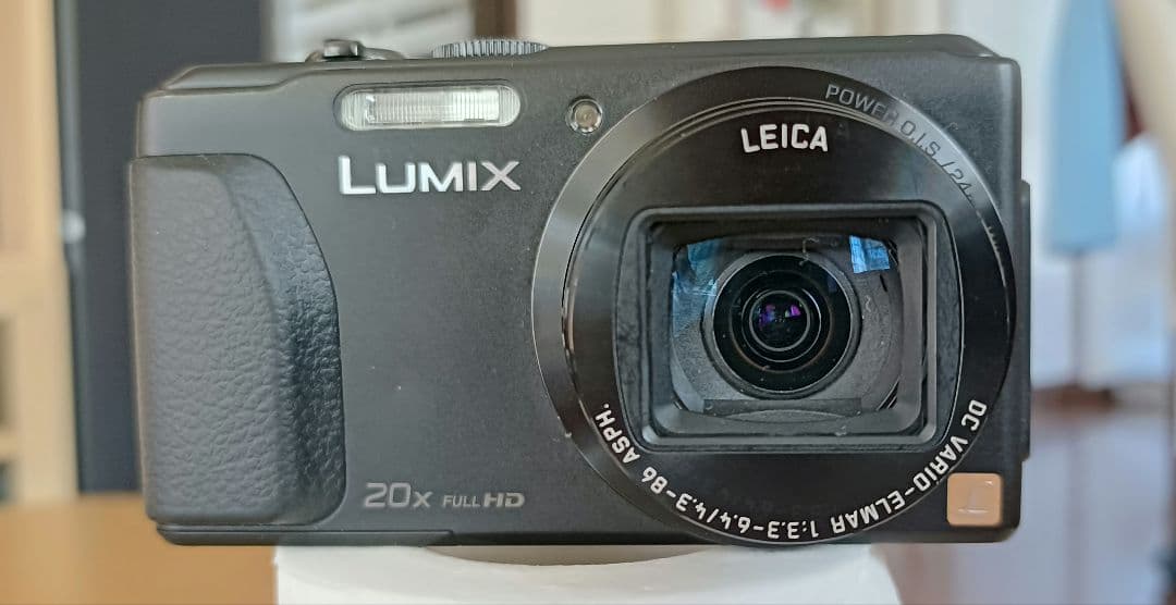 LUMIX DMC-TZ40 コンパクトデジタルカメラ　パナソニック