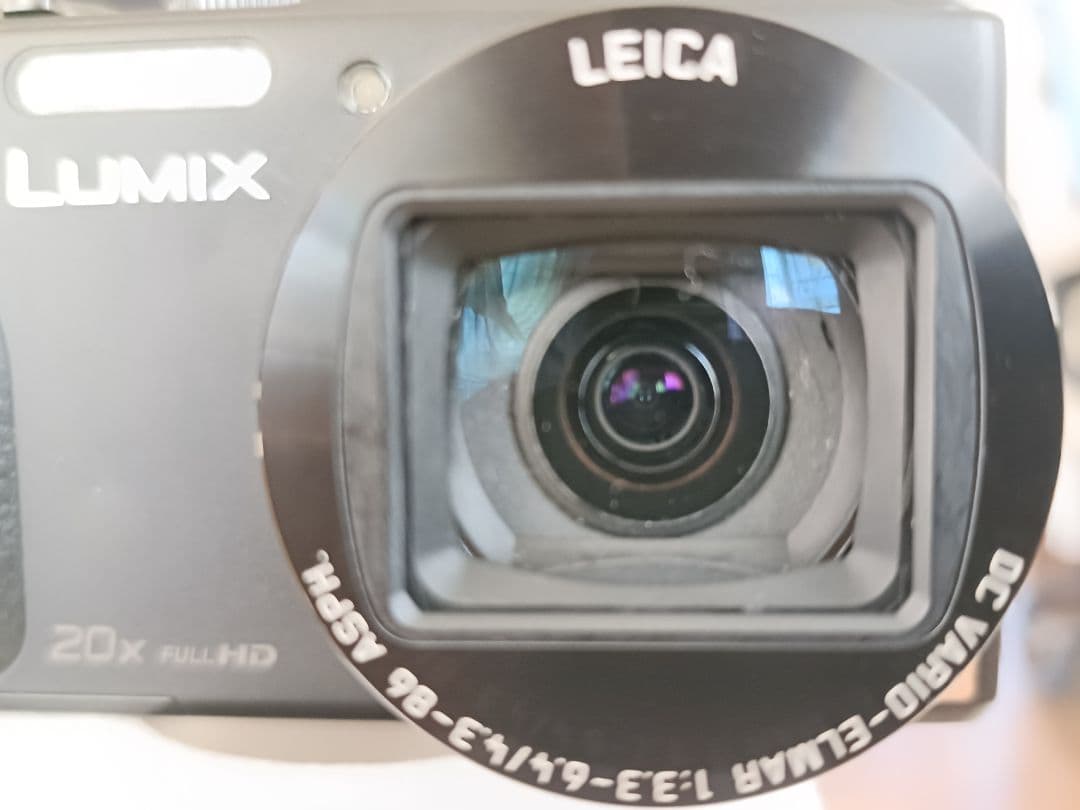 LUMIX DMC-TZ40 コンパクトデジタルカメラ　パナソニック
