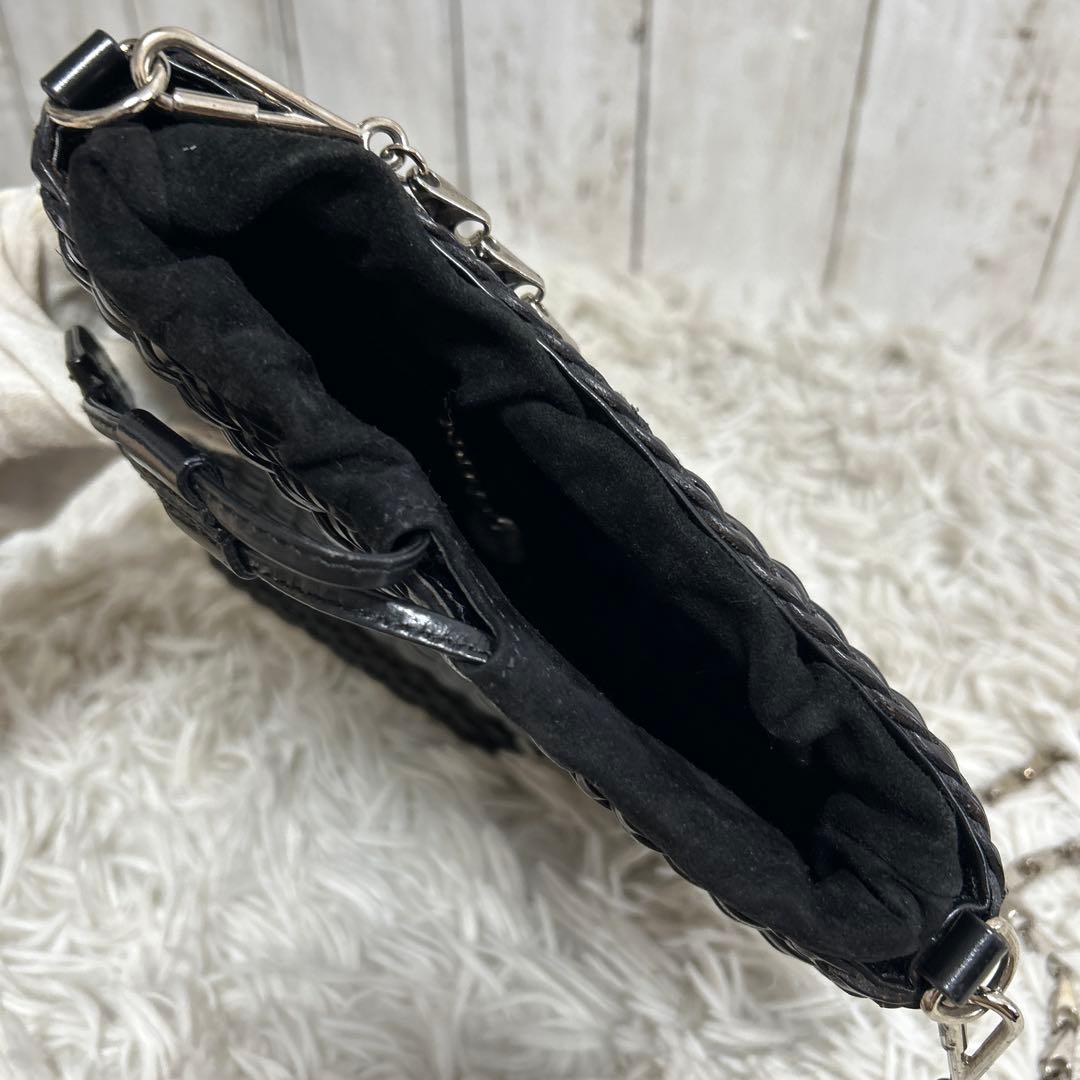 GUCCI チェーン　ショルダーバッグ　カゴバッグ　ブラック　カゴ