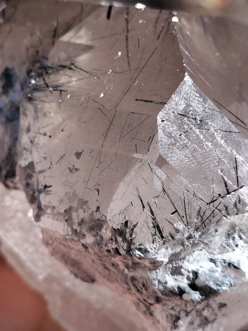 ブルーザギマウンテンクォーツ　1kg超え